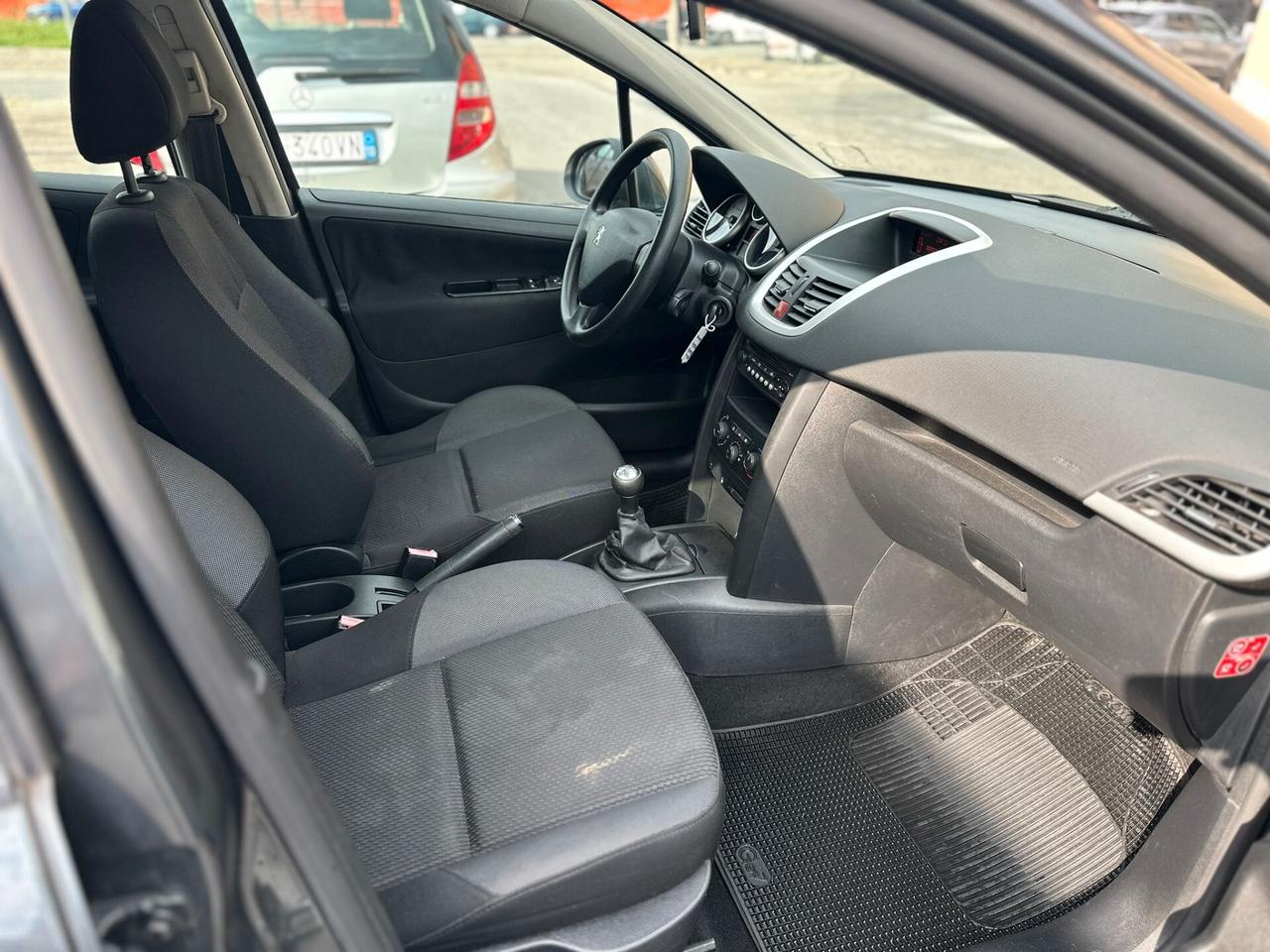 Peugeot 207 1.4 8V 75CV 5p. Energie Sport ECO GPL