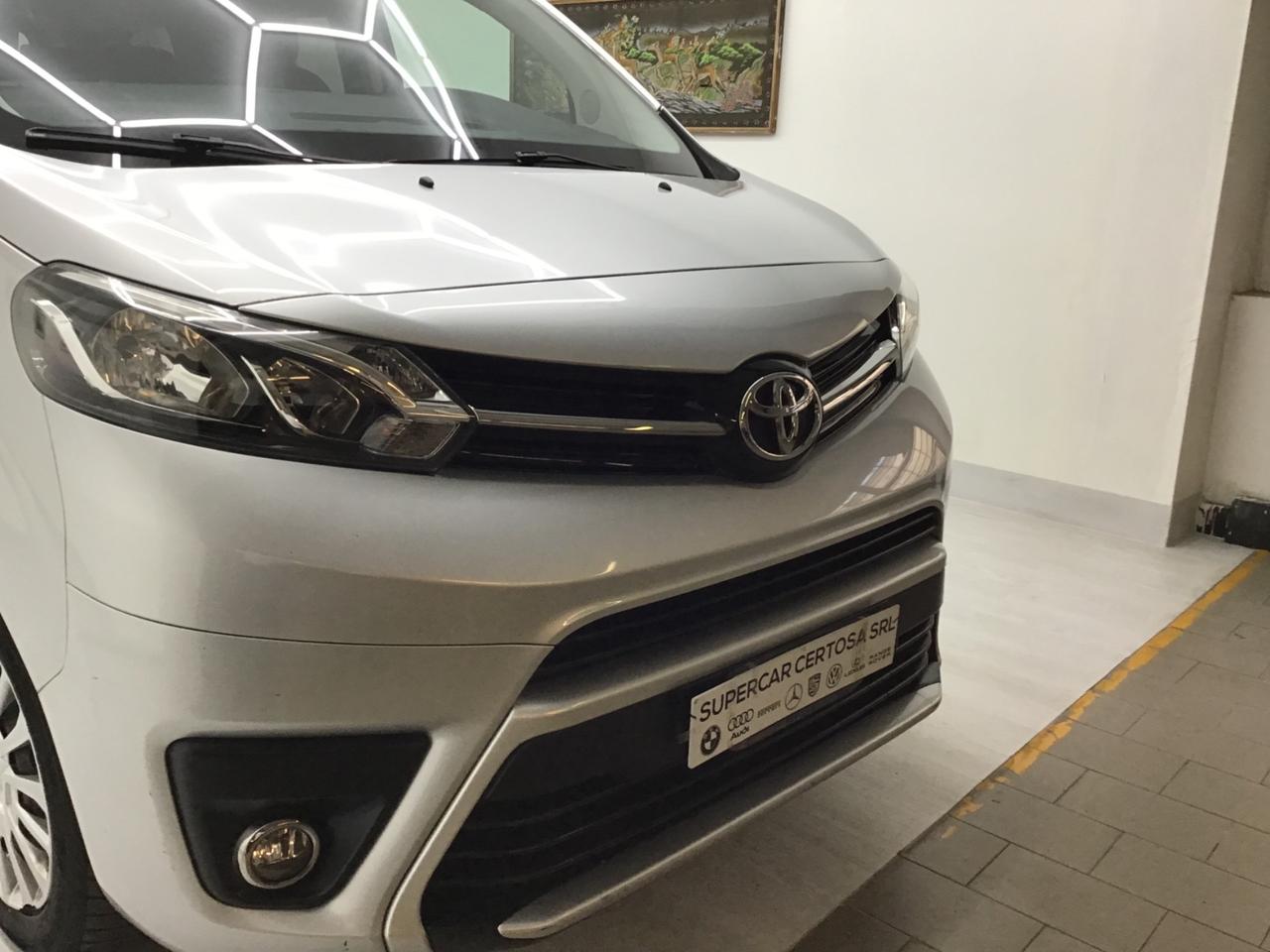 Toyota Proace VERSO 1.6 luxury 8 posti