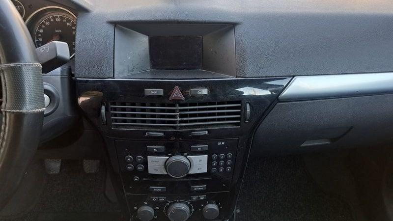 Opel Astra 1.7 CDTI 101CV 5 porte