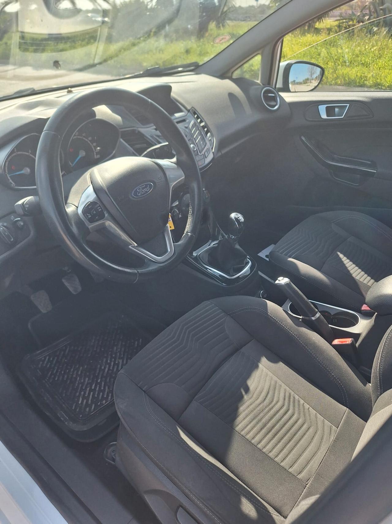 Ford Fiesta 1.5 TDCi 75CV 5P. Titanium 2014