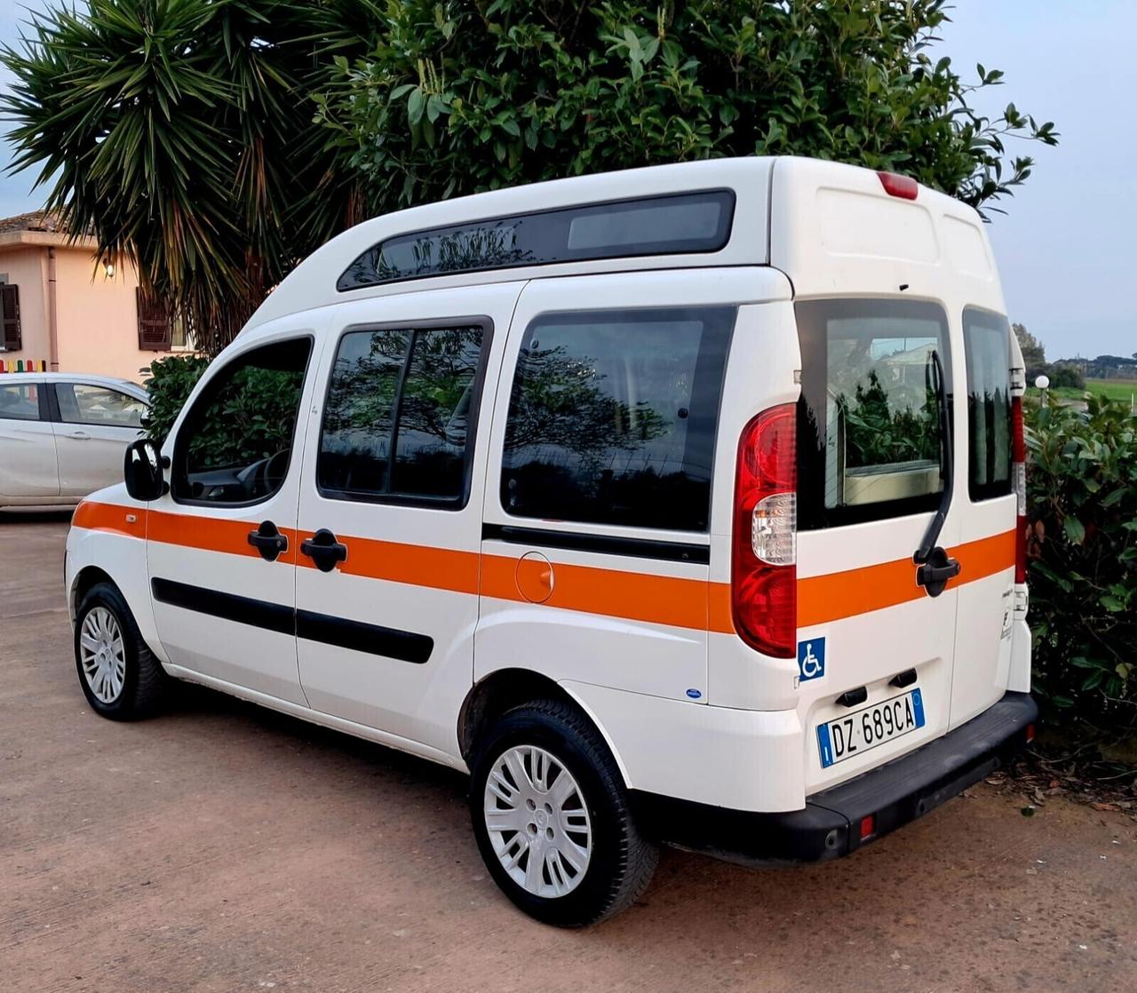 Fiat Doblo Doblò 1.9 120cv TETTO ALTO TRASPORTO DISABILI