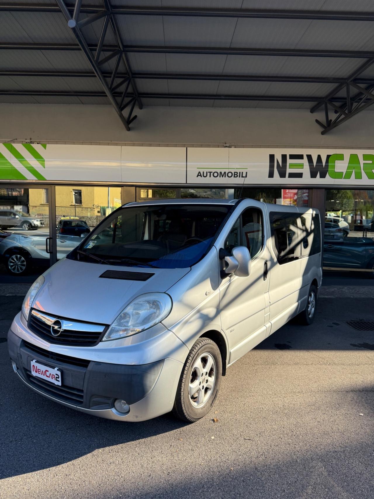 OPEL VIVARO 29 2.5 CDTI PL-TN Furgone Vetrato Easytronic WESTFALIA