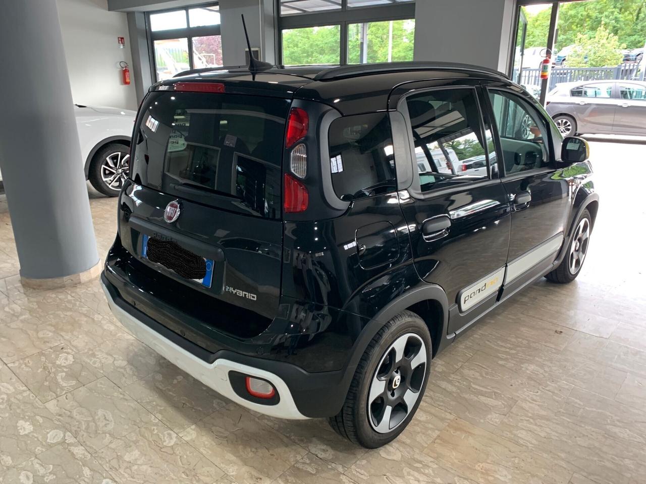 Fiat Panda 1.0 FireFly S&S Hybrid Pandina Cross 5 P.ti