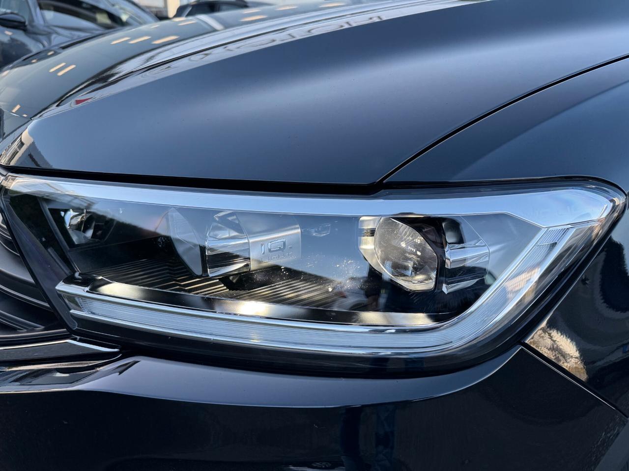 Volkswagen T-Roc 2.0 tdi Edition Plus 115cv NO VINCOLI/FARI IQLight