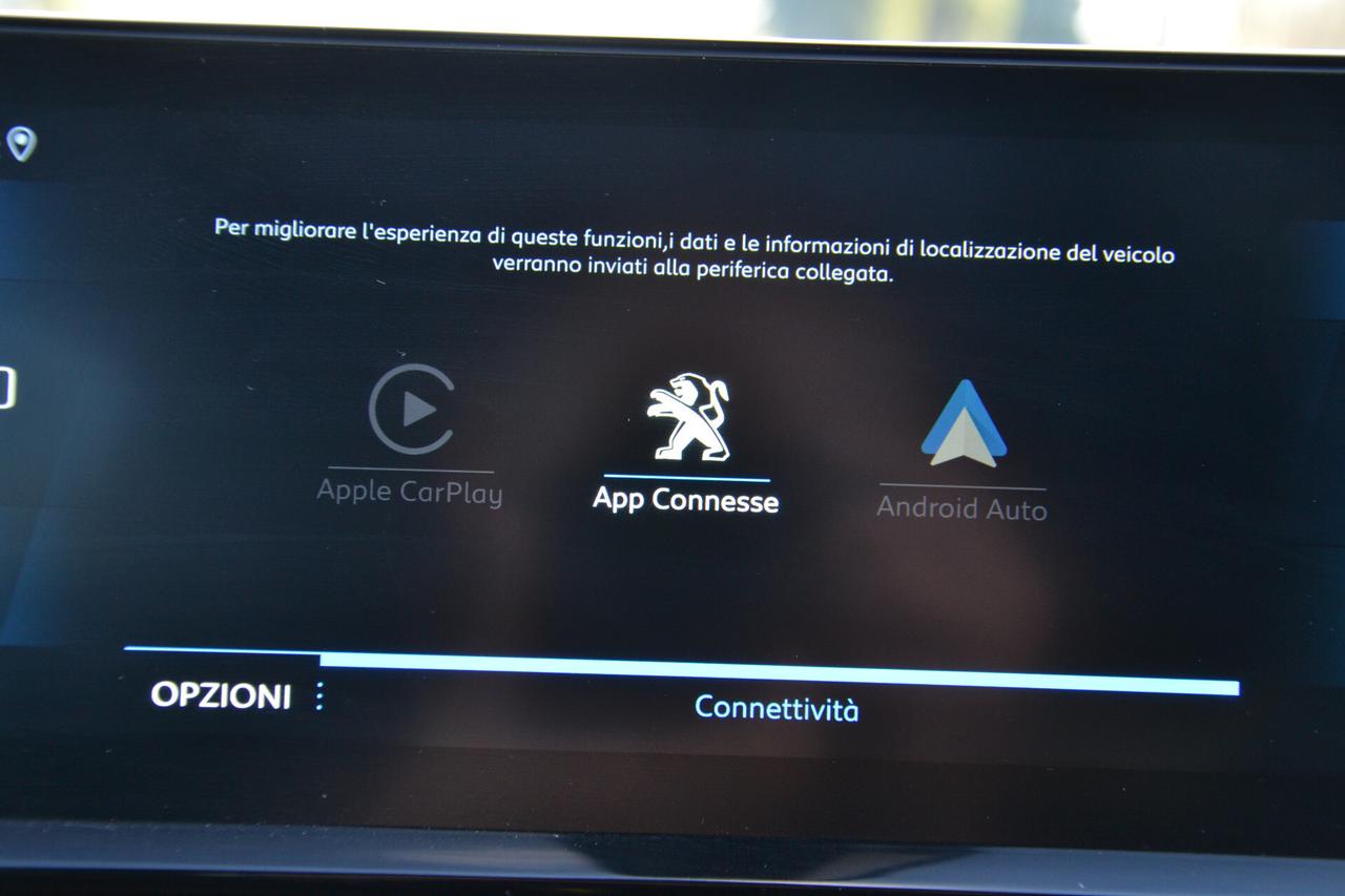 Peugeot 5008 1.5 HDi 130CV 7POSTI AUT.+NAV+LED+RCAM+PELLE+PDC