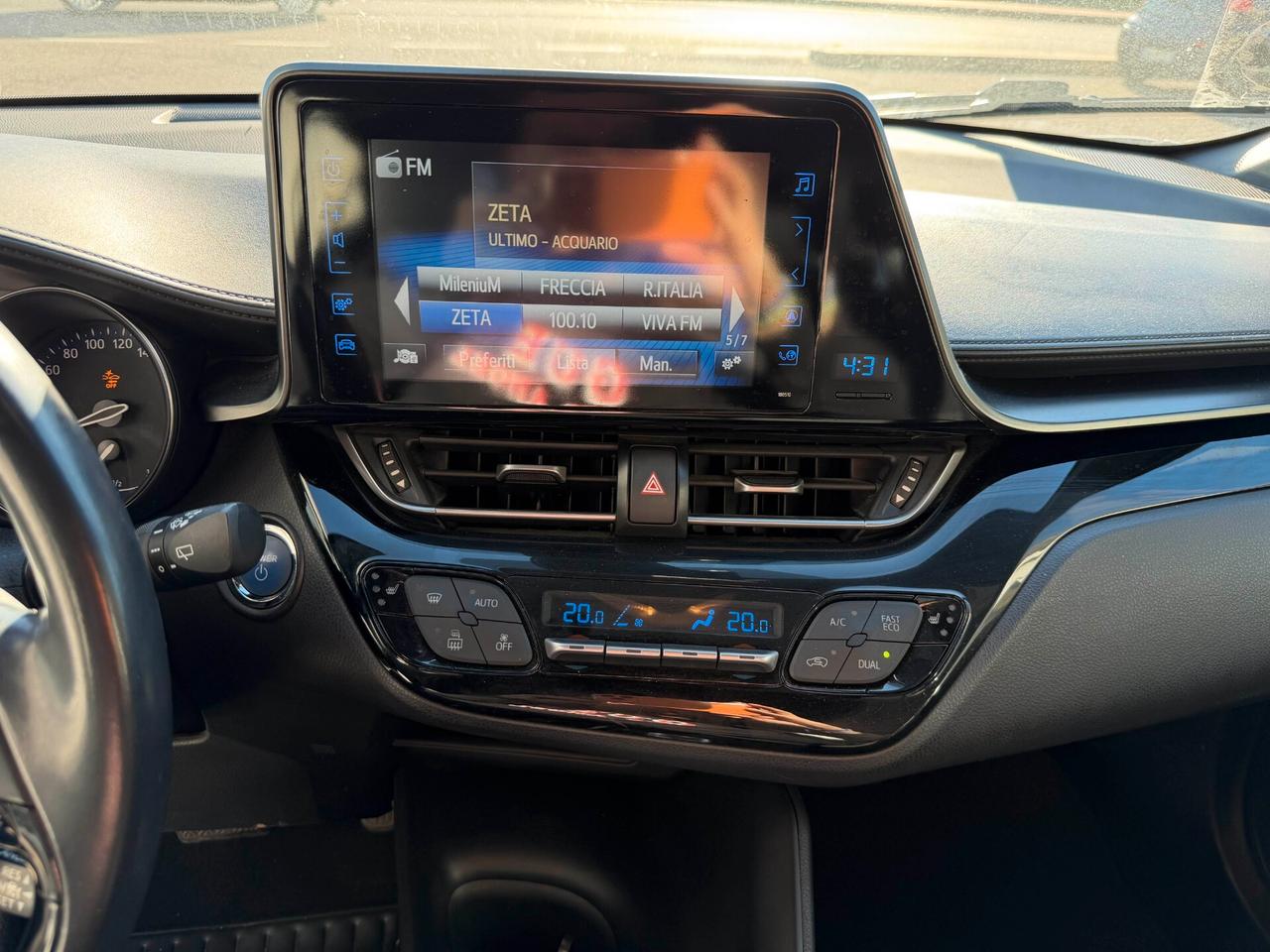 Toyota C-HR 1.8 Hybrid E-CVT Active NEOPATENTATI