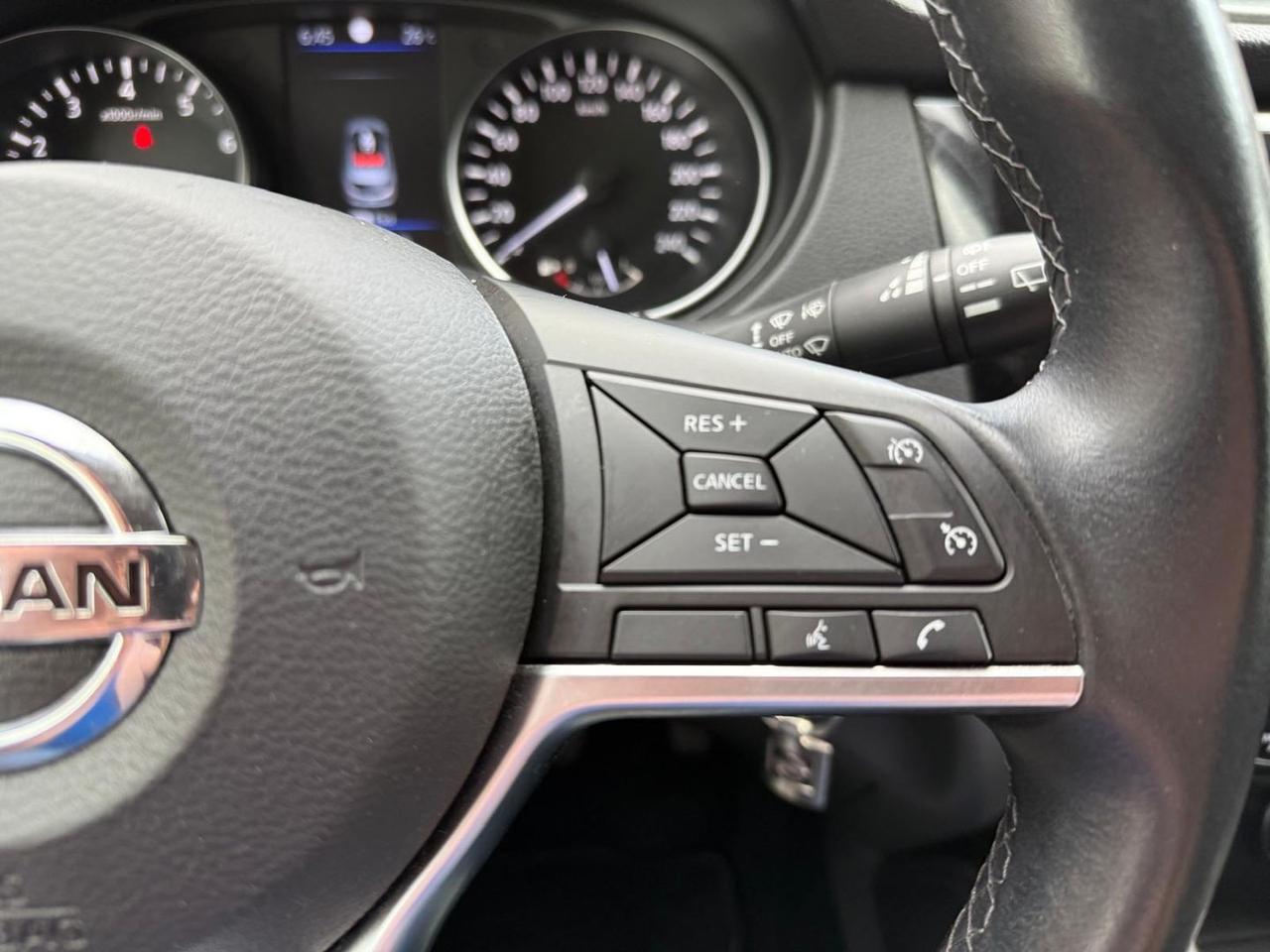 Nissan Qashqai Acenta Premium 1.3 DIG-T #5629
