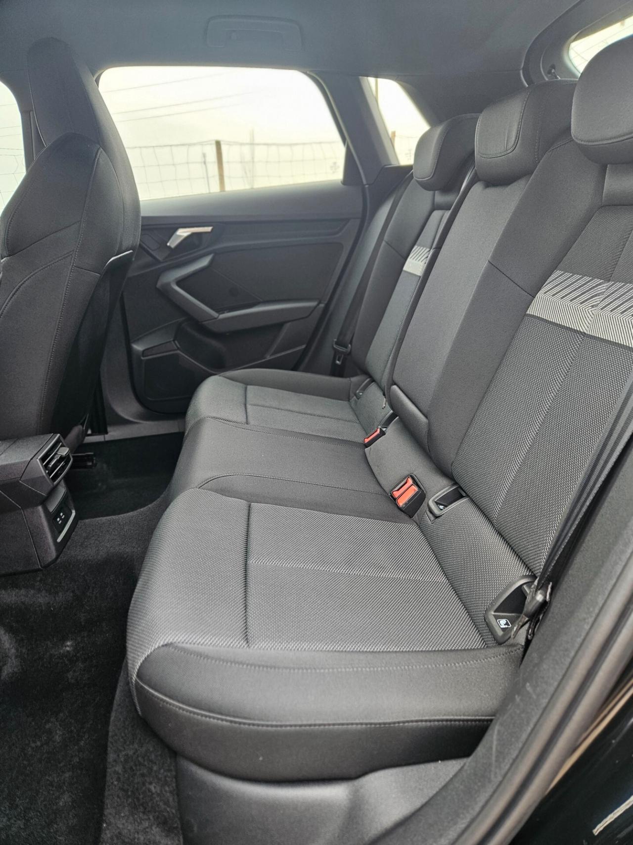 Audi A3 SPB 35 2.0 TDI S tronic Business Advanced