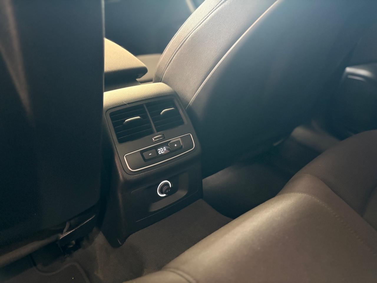 Audi A4 2.0 TDI 150 CV ultra Sport matrix navi permute finanziamenti