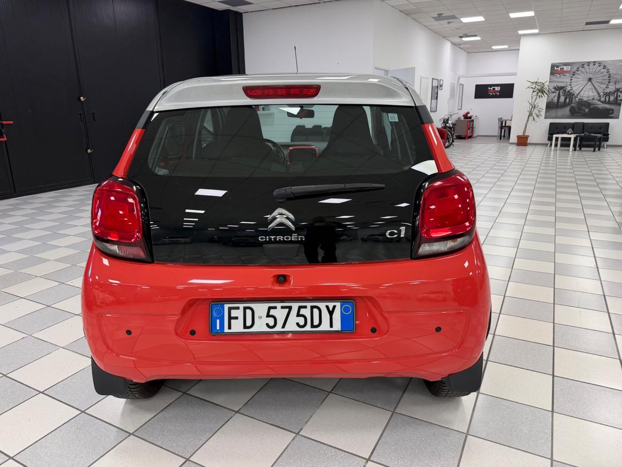 Citroen C1 VTi 68 ETG 5 porte Shine