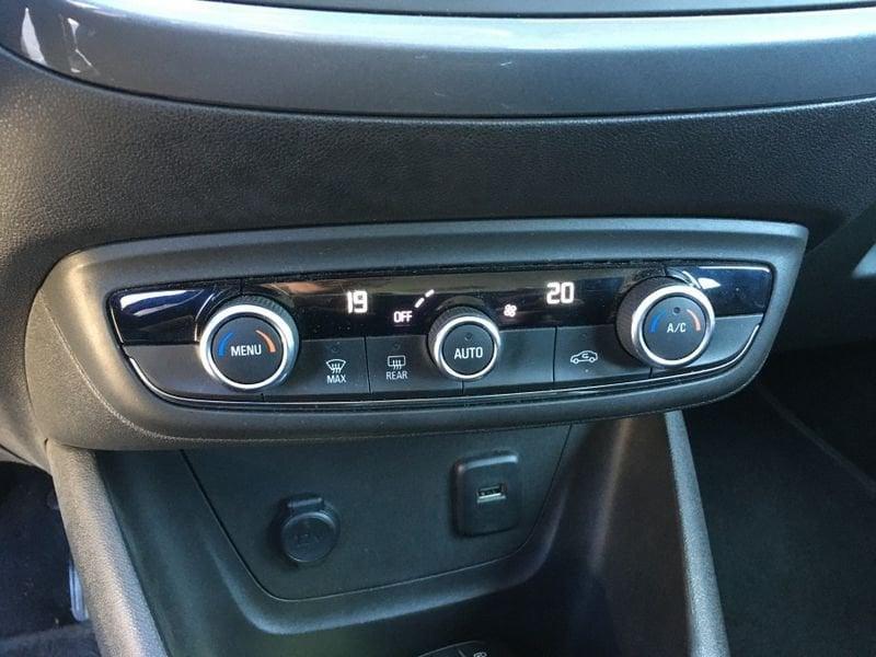 Opel Crossland X 1.2 Innovation 70 MILA KM * ACCESSORIATA