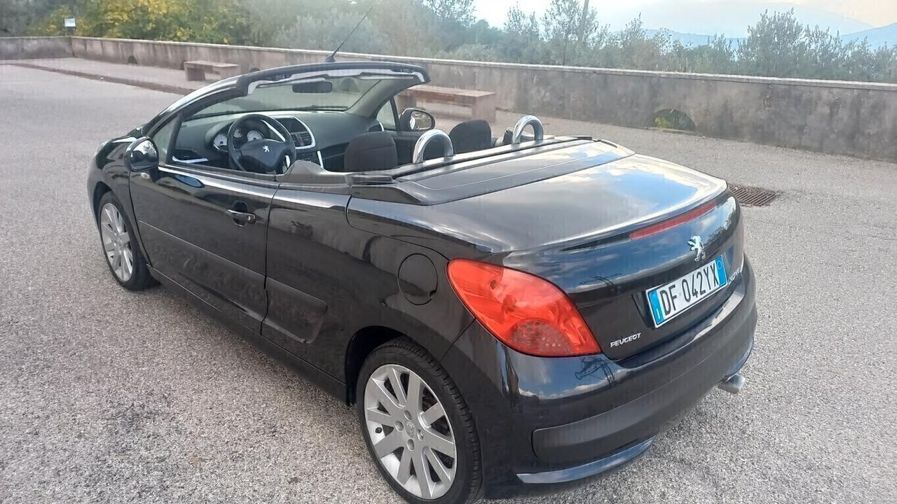 Peugeot 207 1.6 VTi 120CV CC aut. Féline