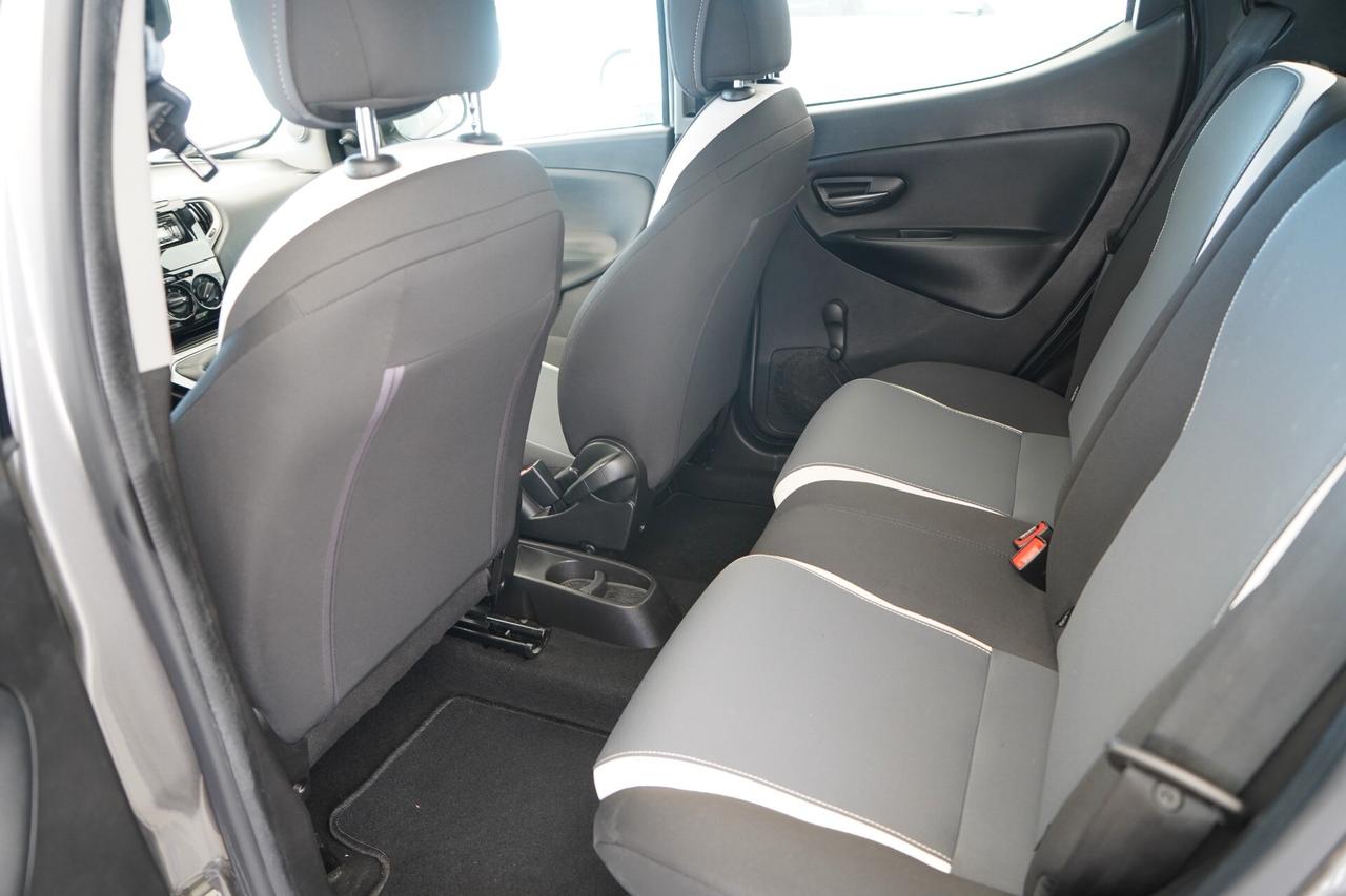 Lancia Ypsilon 1.2 69 CV GPL Gold