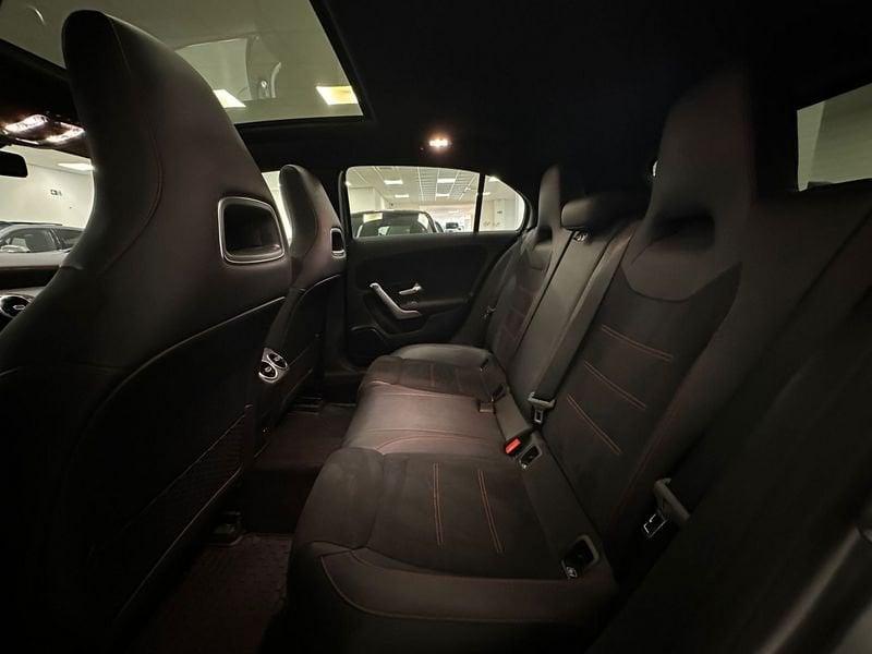 Mercedes-Benz Classe A A 180 Premium Night edition auto