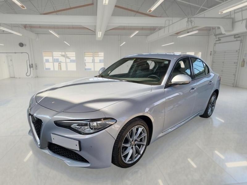 ALFA ROMEO GIULIA SPRINT 2.2 TURBO DIESEL 160 CV BUSINESS AT8 4 PORTE BERLINA