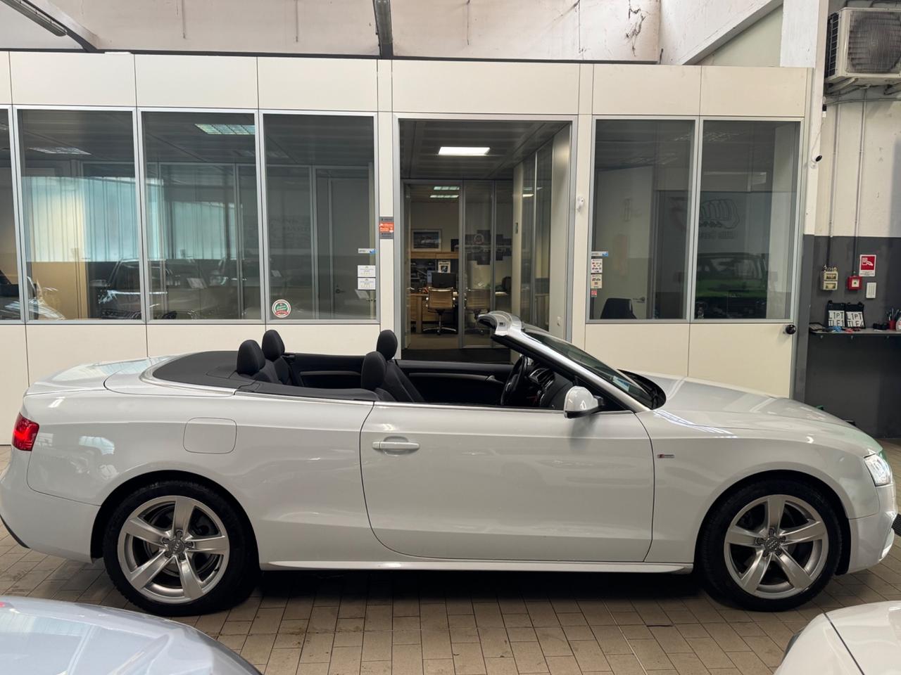 Audi A5 Cabrio 2.0 TDI 177 CV S Line S-Line