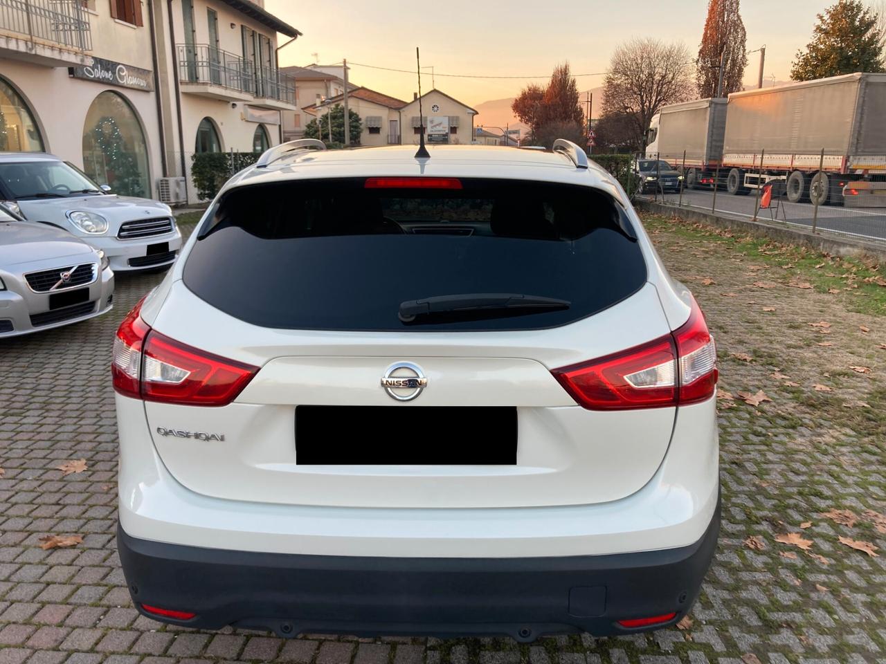 Nissan Qashqai II 1.6 dci N-Connecta 2wd 130cv xtronic