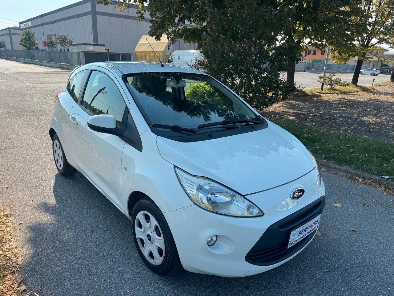 Ford Ka 1.2 benzina adatta neopatentati
