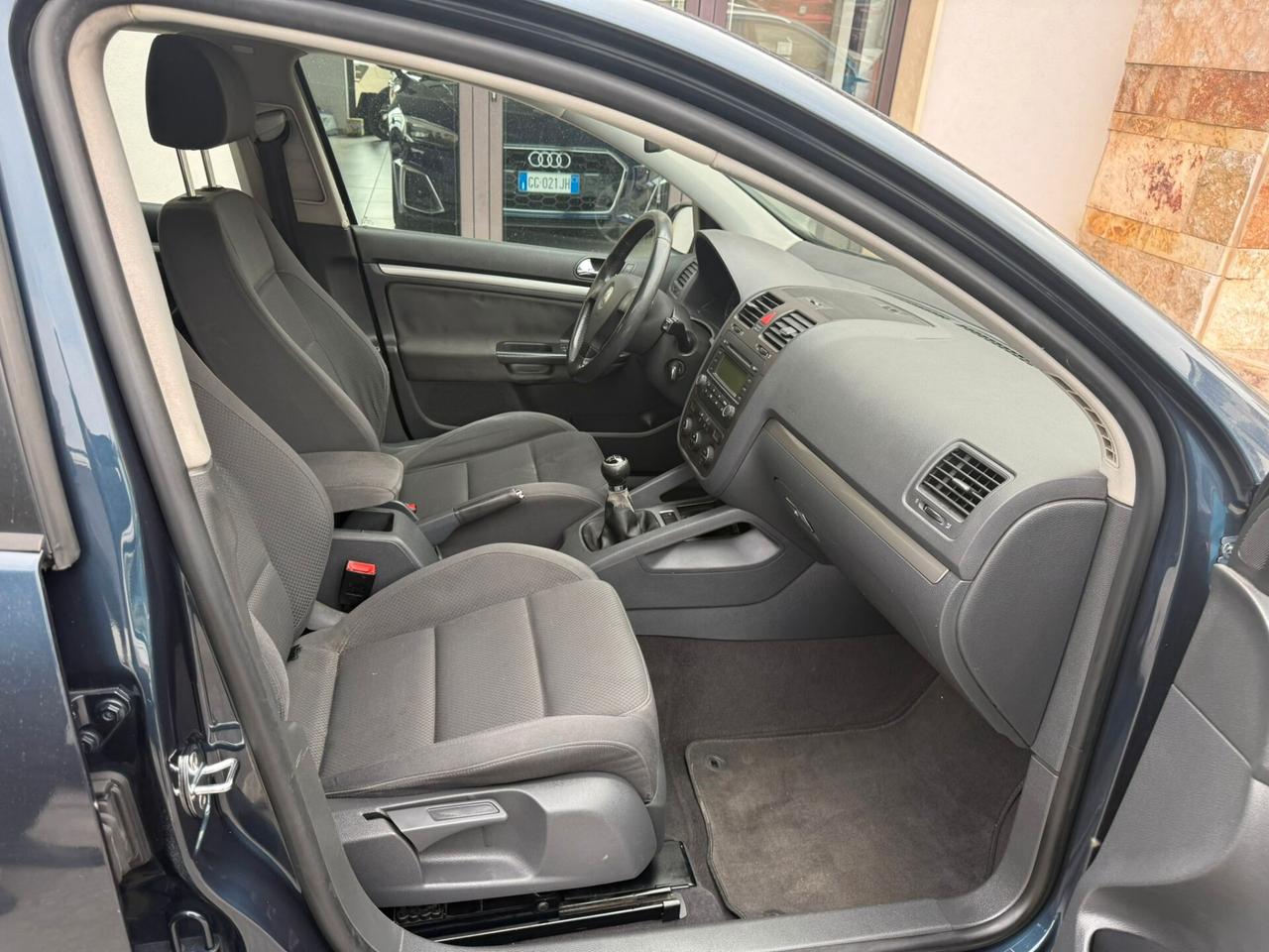 Volkswagen Golf 2.0 16V TDI 5p. Comfortline