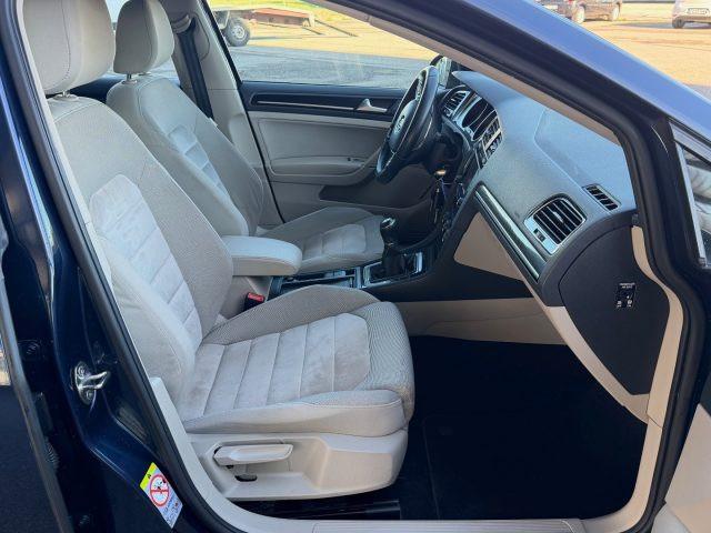 VOLKSWAGEN Golf Variant 1.6 TDI DPF Highline