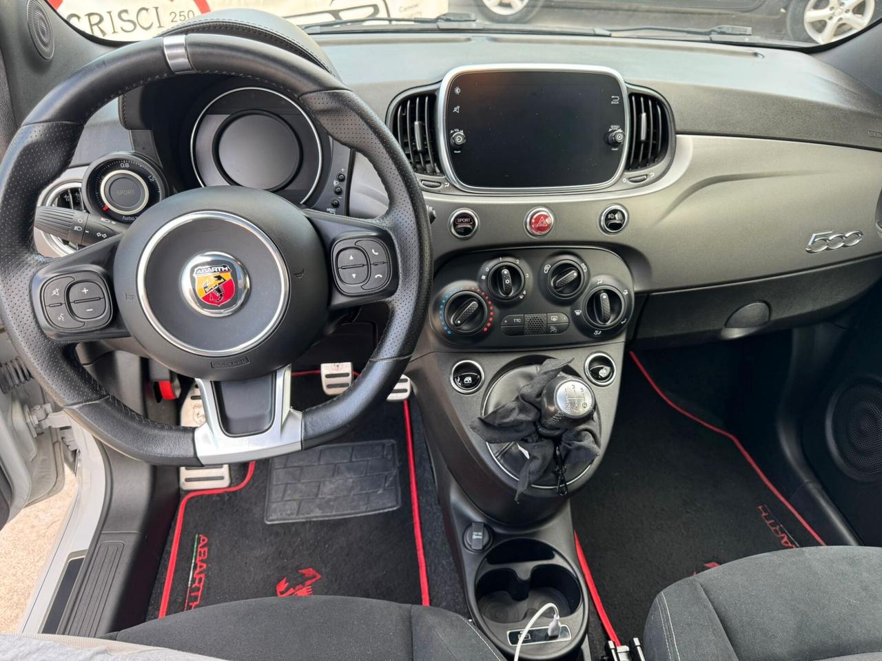 Abarth 595 1.4 Turbo T-Jet 165 CV Pista