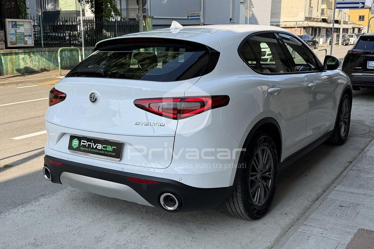ALFA ROMEO Stelvio 2.2 Turbodiesel 180 CV AT8 RWD Executive