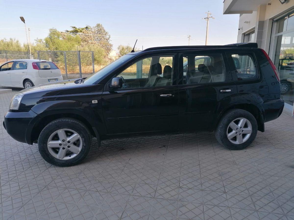 NISSAN - X-Trail - 2.0 16V