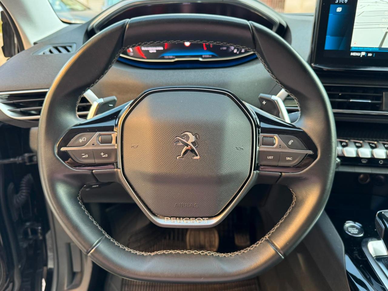 PEUGEOT 3008 HDI 130 S&S EAT8 ALLURE NAVI+RETROCAMERA
