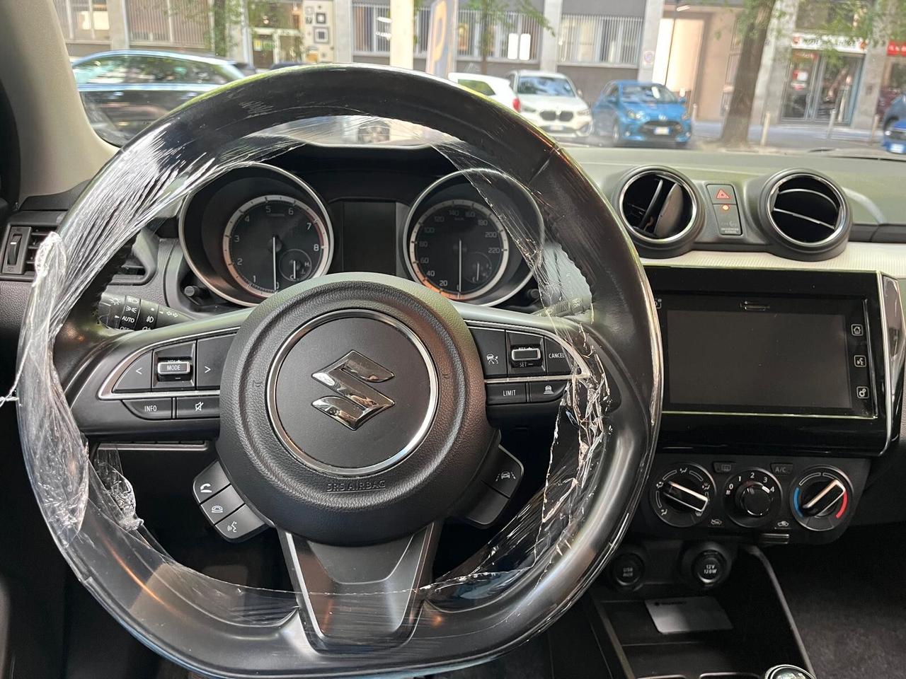 Suzuki Swift 1.2 Hybrid Cool