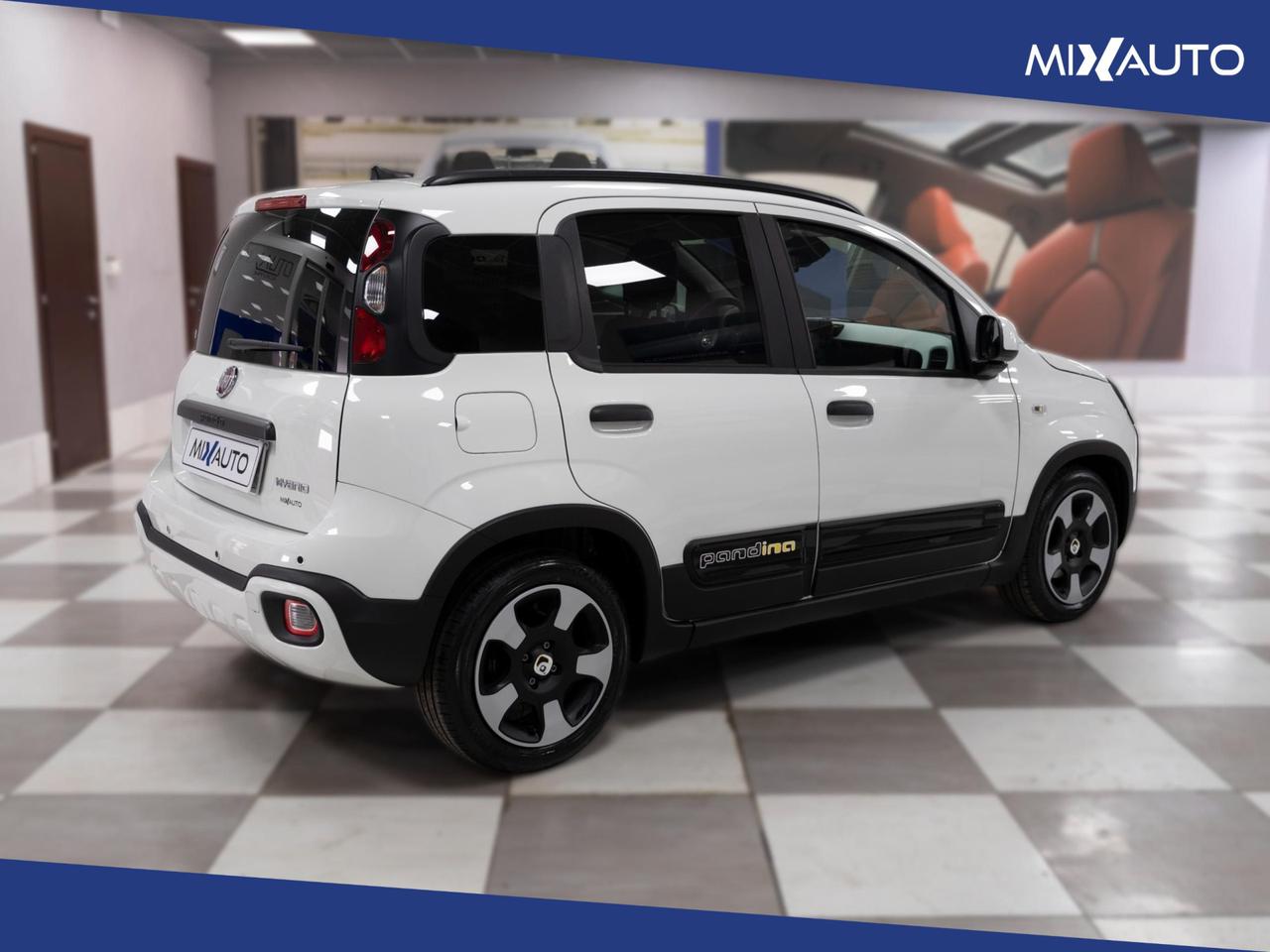 Fiat Panda Pandina Cross 1.0 Firefly Hybrid S&S 70CV