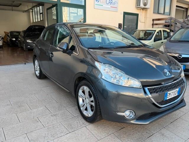 Peugeot 208 1.2 VTi 82 CV 5 porte Allure ok Neop anno 10/2012