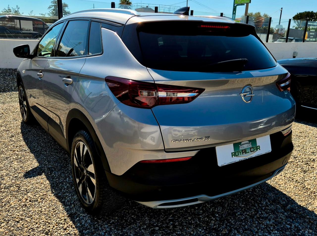 Opel Grandland X 1.5 diesel 130 cv