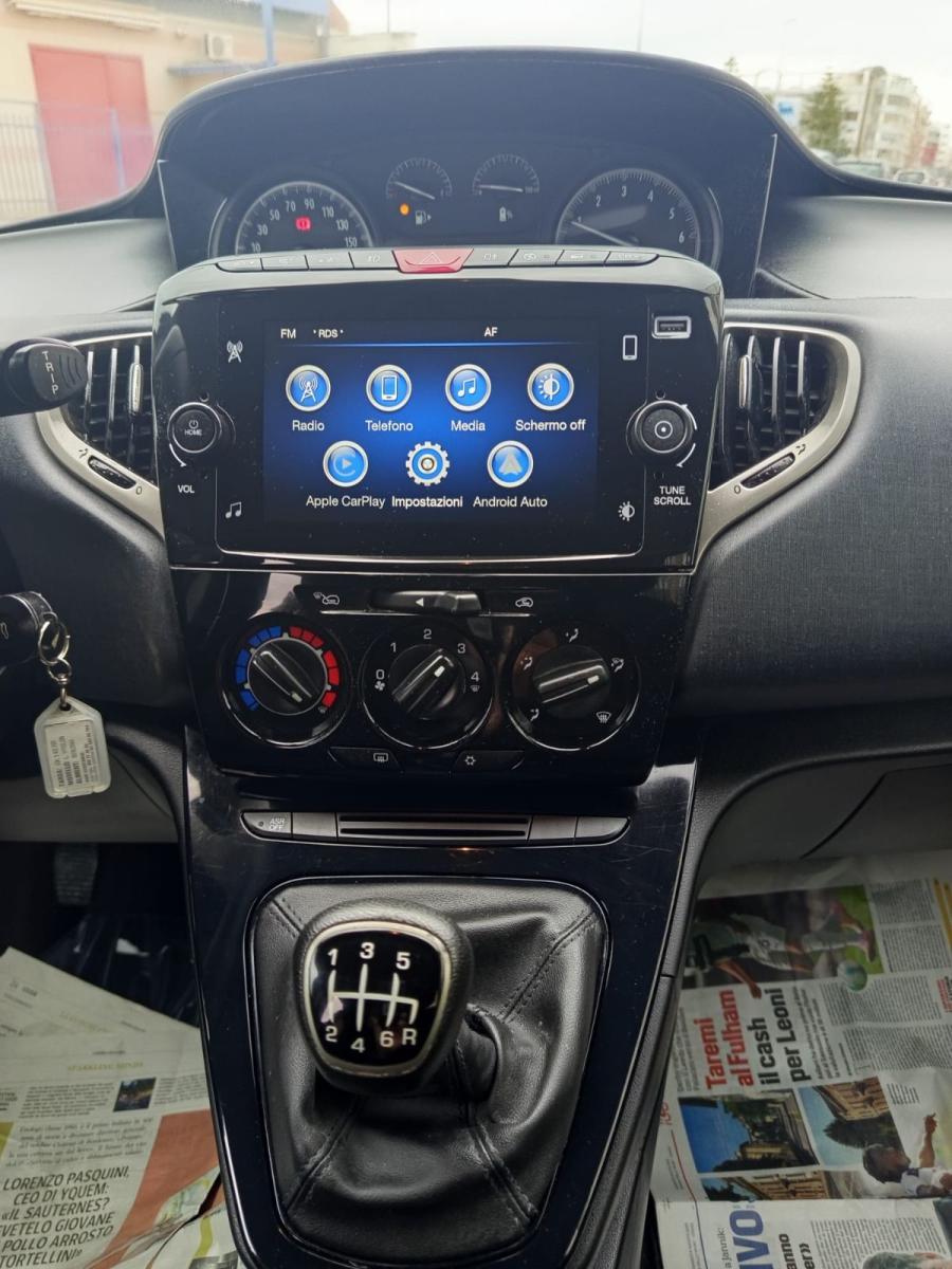 LANCIA Ypsilon 1.0 FireFly 5p. Hybryd Gold 2022