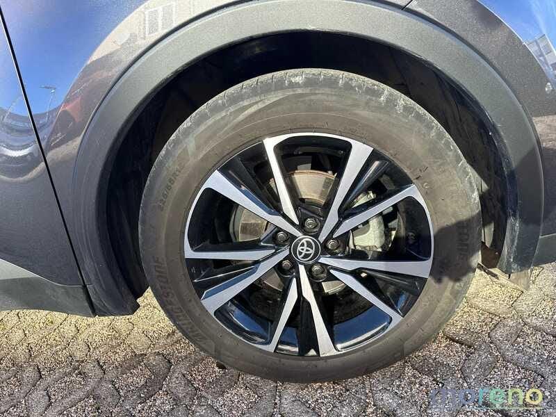 Toyota C-HR 2.0 hv Trend fwd e-cvt