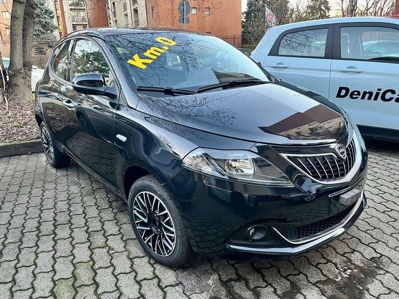 Lancia Ypsilon 1.0 FireFly 5 porte S&S Hybrid Platino