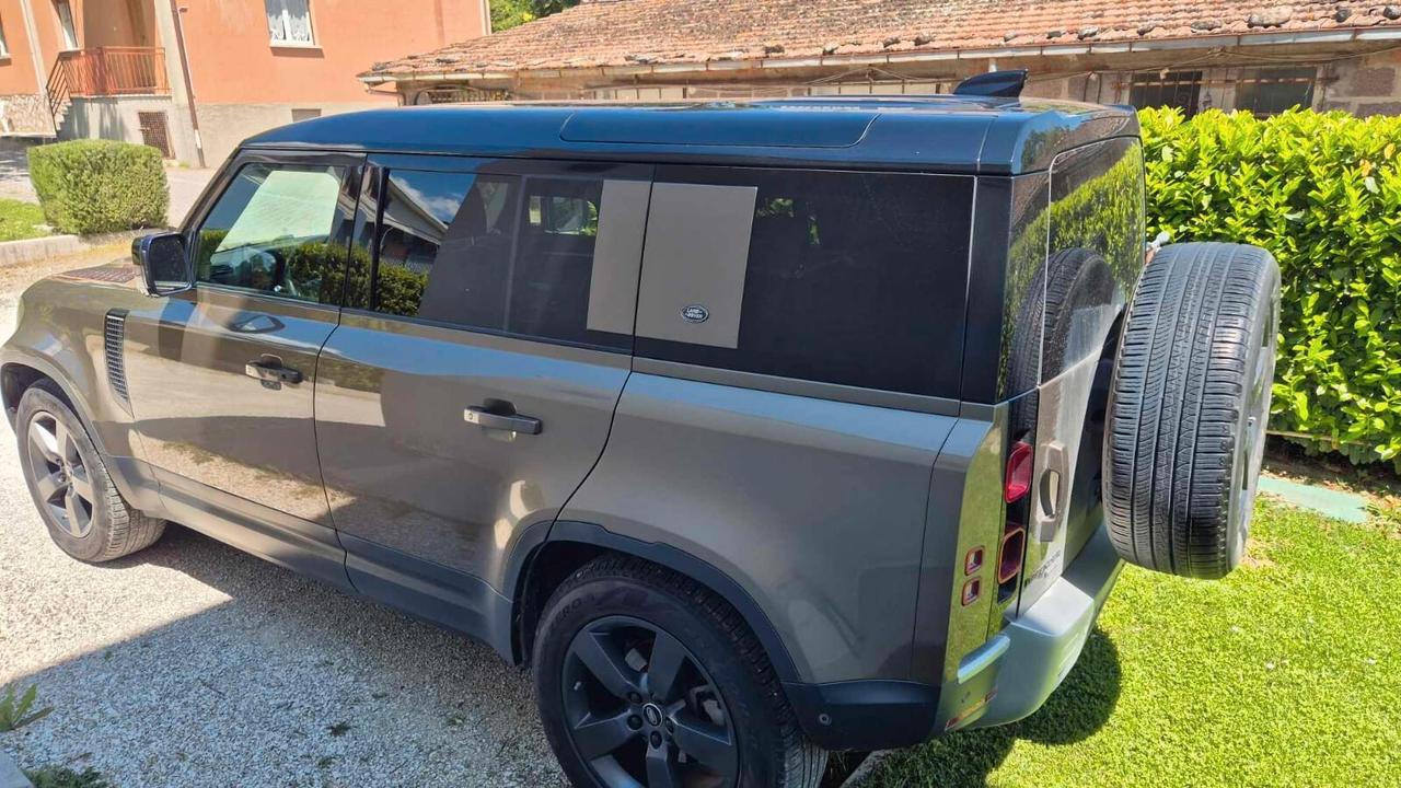 Land Rover Defender 110 2.0 SD4 AWD Auto S