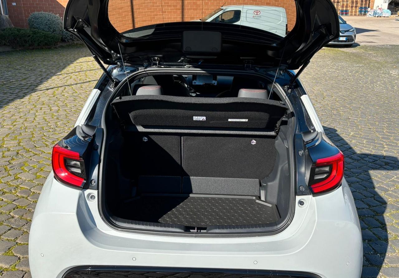 Toyota Yaris 1.5 Hybrid 5 porte GR Sport