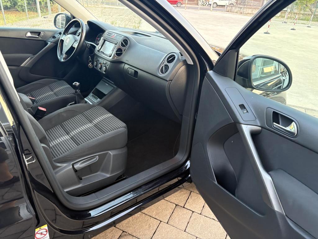 Volkswagen Tiguan 2.0 TDI 140cv 4MOTION Sport & Style
