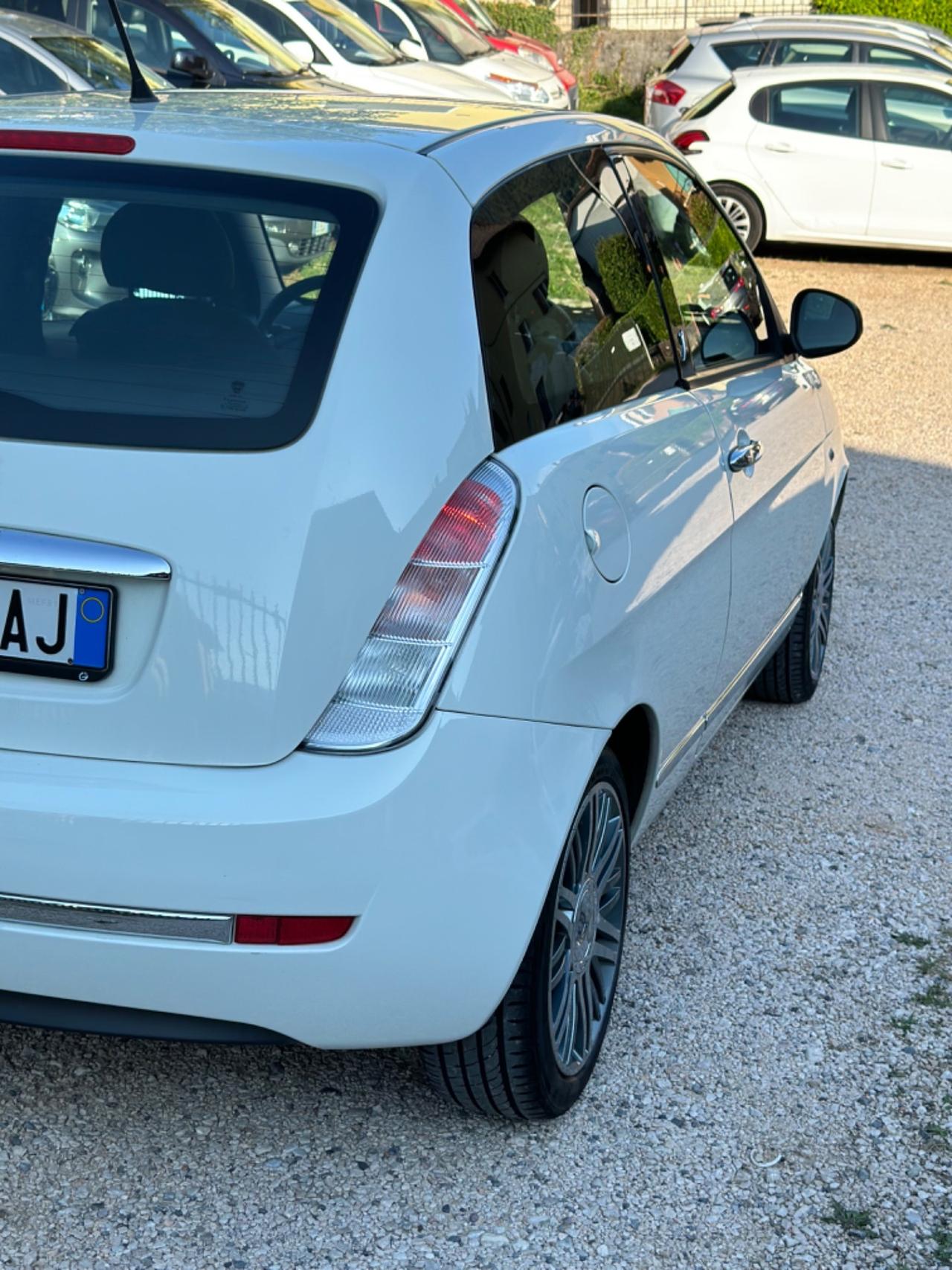 Lancia YPSILON 1.2 69 CV UNYCA KMCERT GARANZ UNICOPR