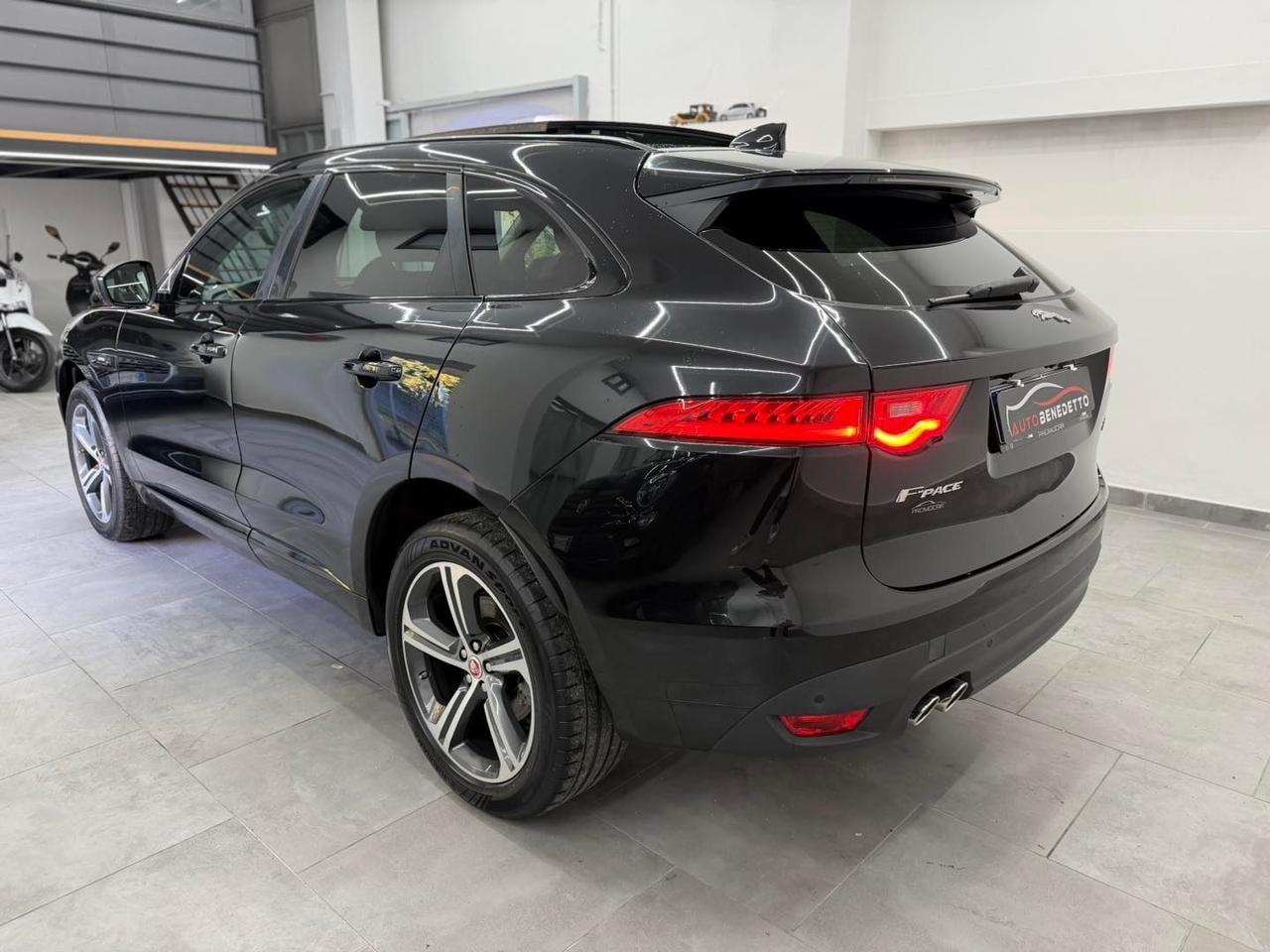 Jaguar F-Pace 2.0 D 180 CV AWD R-Sport 2017