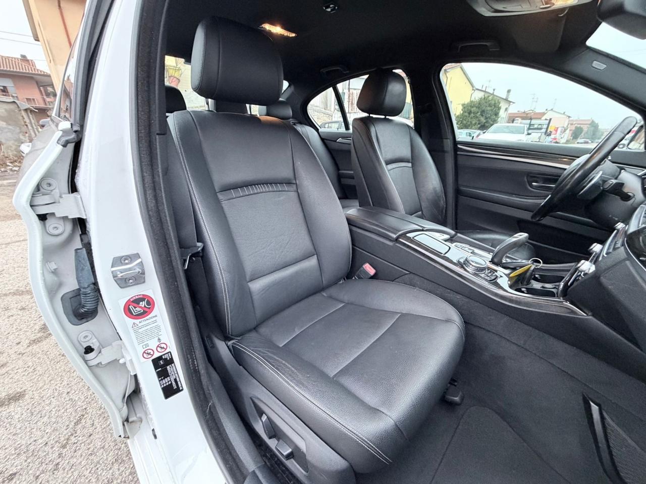 BMW 520d 190CV AUTOMATICO Luxury 2015 EURO6