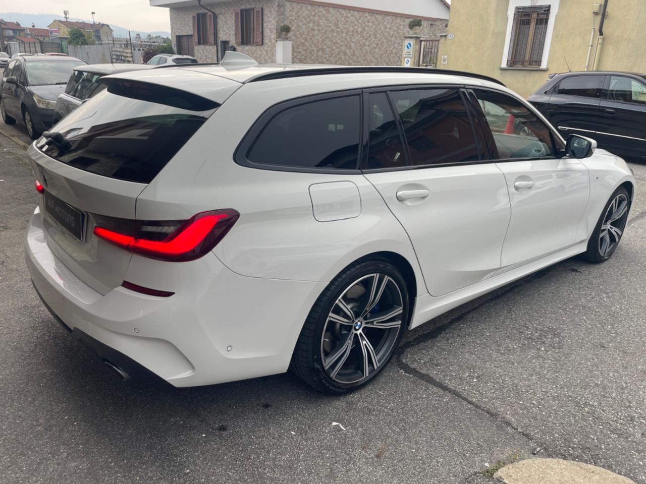 Bmw 330 330d xDrive Touring Msport IVA ESPOSTA