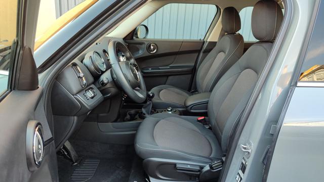 MINI Countryman One LED-APPLE CARPLAY-PDC-SED RISC