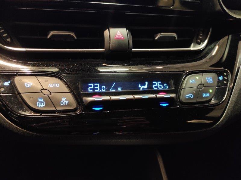 TOYOTA C-HR - C-HR 1.8 Hybrid E-CVT Business