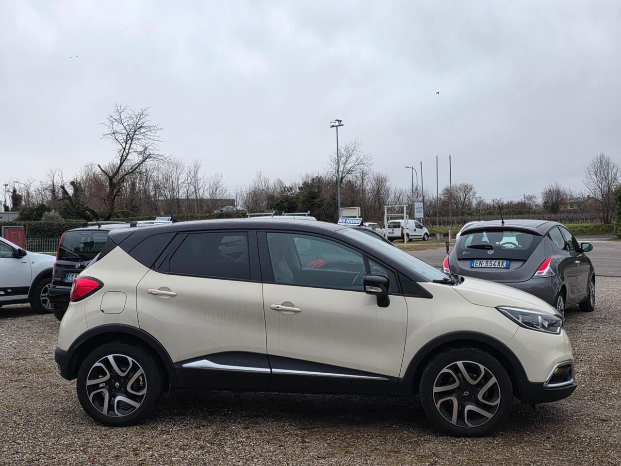 Renault Captur dCi 8V 90 CV FINANZIABILE