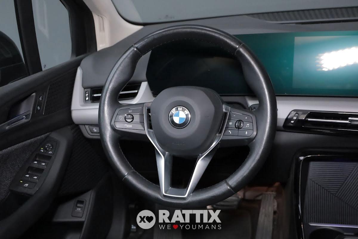 BMW 220 i Active Tourer mhev 48V auto