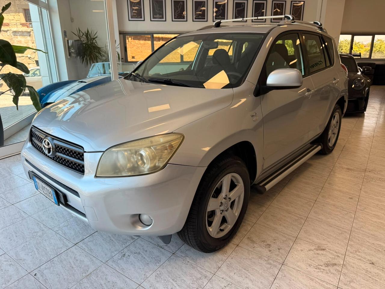 Toyota RAV 4 2.2 D-4D 136 CV Luxury