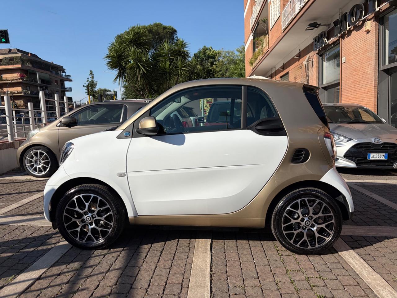 Smart ForTwo EQ Pulse 22Kw - SOLO 6.532Km !!
