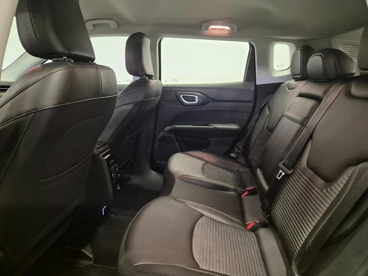 Jeep Compass 1.5 turbo t4 mhev Altitude 130cv dct N1