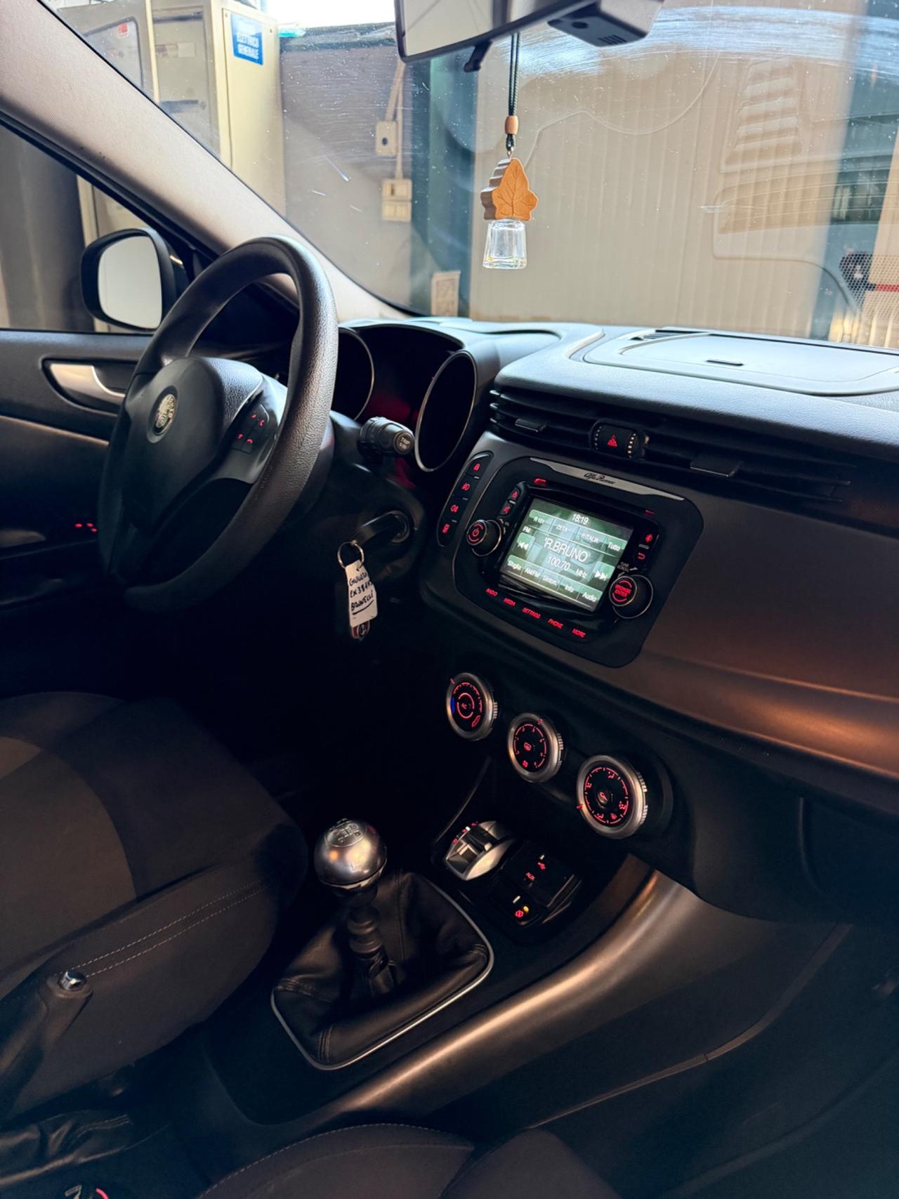 Alfa Romeo GIULIETTA 1.6 105CV PROGRESSION KMCERT